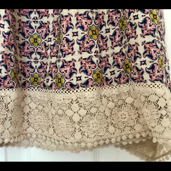 Patterned Tank/Off Shoulder Top - Picture 2 of 5